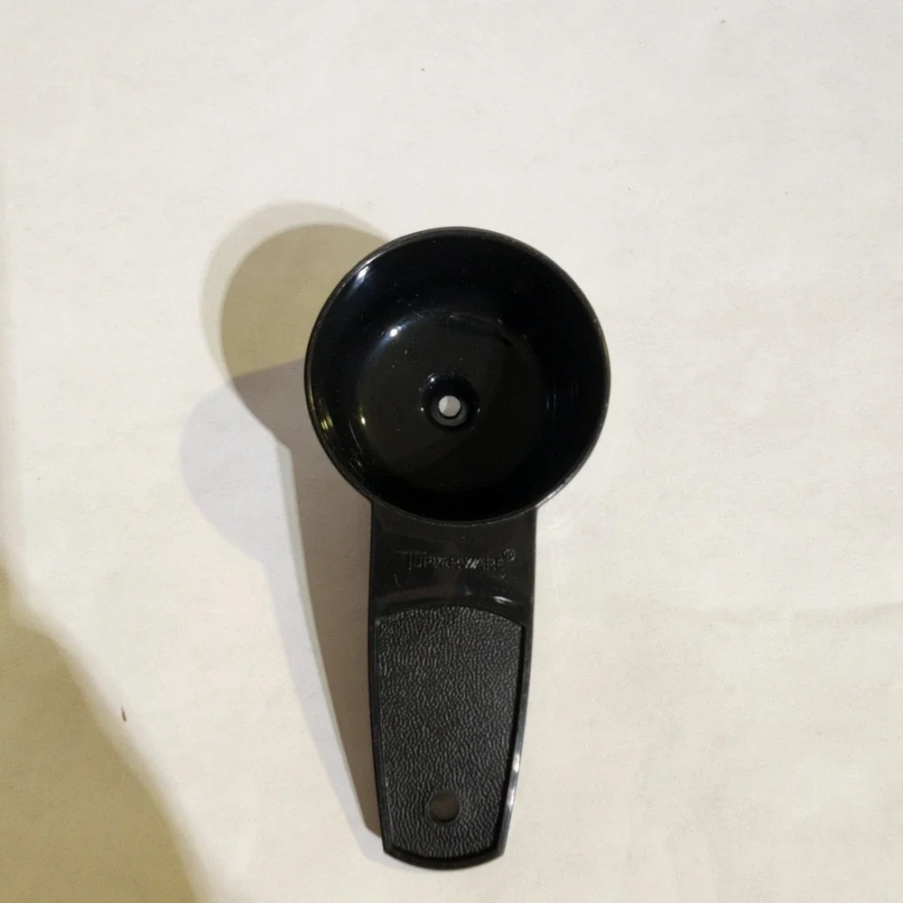 ☀️‎ Tupperware Kitchen Tool Gadget Mini Funnel Single Black
